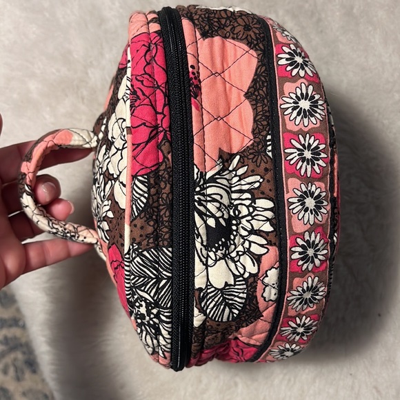 Vera Bradley retired mocha rouge pattern makeup cosmetics toiletries travel bag - Picture 5 of 11